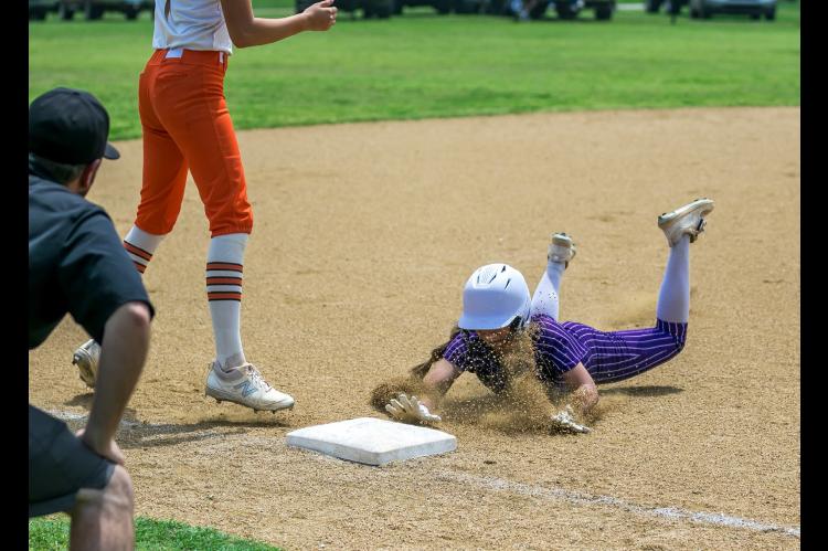 Coalgate Lady Wildcats Win District Title