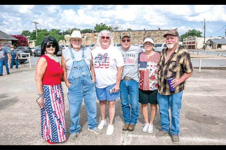 Christy Lemons, Jerry & Bonnie Lemons, Larry & Linda Orr and Ronald Orr