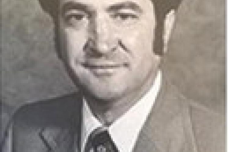 Our sympathy is extended to the family of Daymond Dale (Curly) Ennis