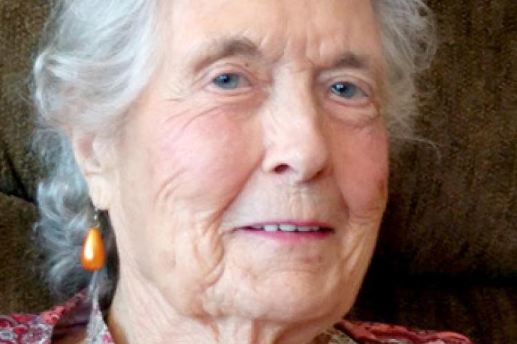 Betty Lee Roark