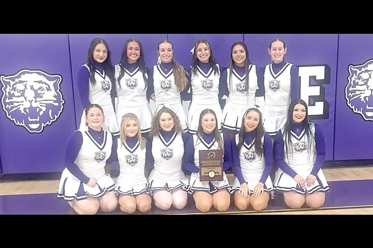 Coalgate High School Cheer Team