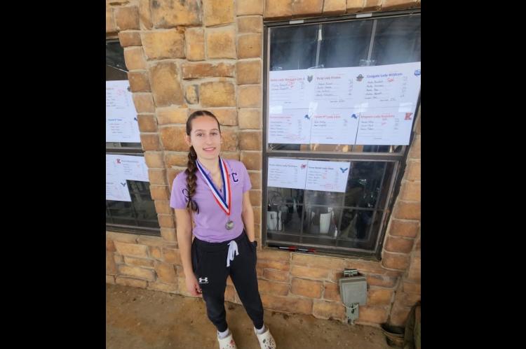 Congratulations to Sayde Benedict who placed 2nd in the Buncombe JH Golf Tournament.