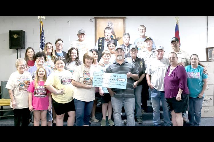 COALGATE MASONIC LODGE 211 ON SEPTEMBER 26TH PRESENTED A MATCHING FUNDS CHECK OF $16,000 TO DAN AND RICKY LOUDERMILK. Accepting the check is the Loudermilk family along with Masonic members Bobbie Horn, Chris Horn, Alfred Horn, Gary Stockwell. Ronny Lambert and Worshipful Master David Blackmon.