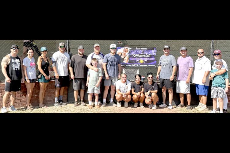 MOOSEKNUCKLES WIN JAGGER FARRIS MEMORIAL! Pictured from left to right: Justin Farris, Myca Farris, Monaca Farris, David Cagle, Matt Benedict, Gary Hensley, Stryker Hensley, Braxton Martin, Olivia Nelson, Jojo Lambert, Robynne Delozier, Tagus Horton, Mike Barnes, Daniel Roebuck, JW Drinnon and Nolan Drinnon.