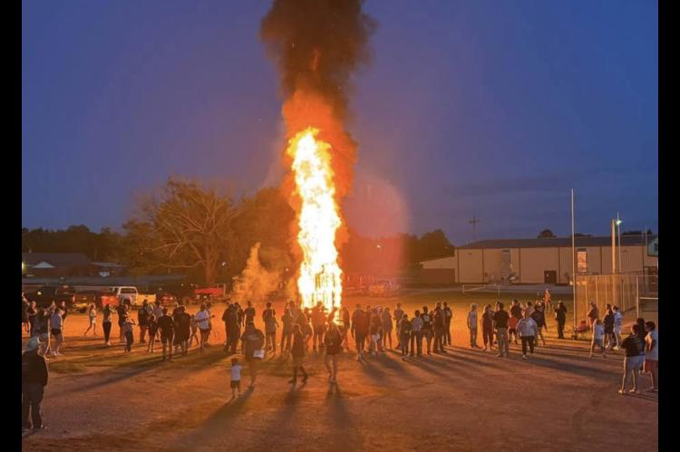 TUPELO BONFIRE