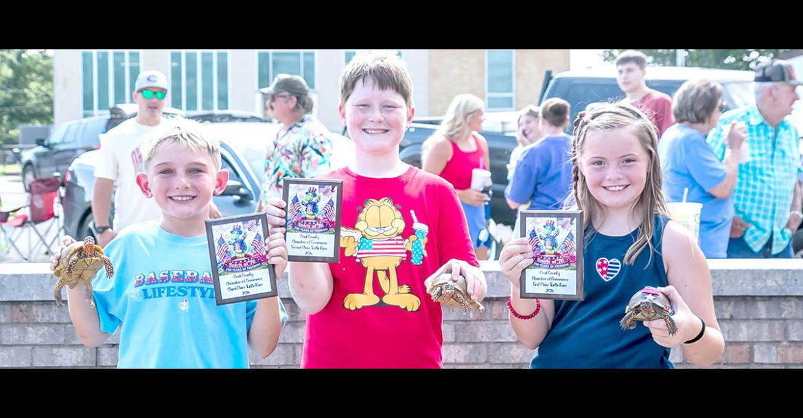 MEET YOUR 2026 COALGATE INDEPENDENCE DAY TURTLE RACE WINNERS... Pictured L-R:3rd Place Jett Griffin, 2nd Place Braylin Grant, 1st Place Braelynn Cooksey. Picture Courtesy of Sherry Loudermilk