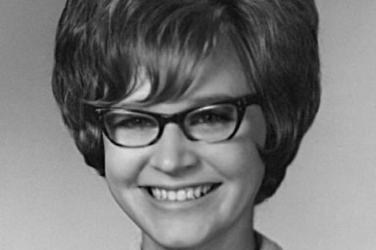 Elizabeth Ann McEntire