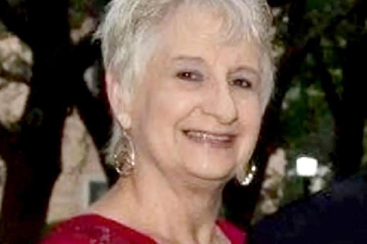 Gayle (Taylor) Barnes