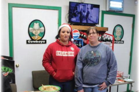 Sharon’s Country Store Hosts Santa Claus