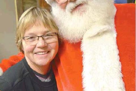 Santa makes early visit to Coalgate