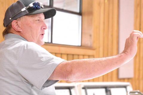 Water and higher water bills discussed at city meeting