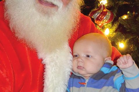 COALGATE CHRISTMAS TREE LIGHTING