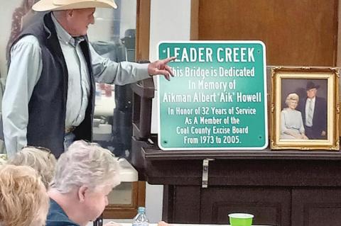 Bridge dedicated to Aikman Albert Howell