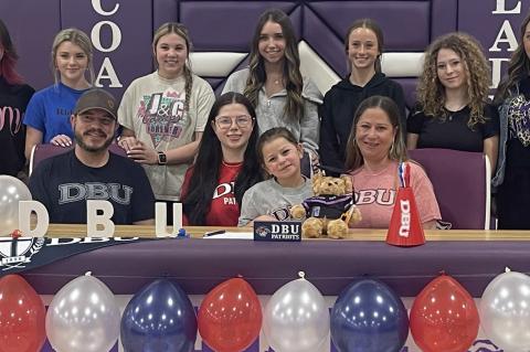 Kayla Christman Signs with Dallas Baptist University