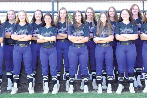  INTRODUCING THE 2020 COALGATE LADY CATS FAST PITCH TEAM
