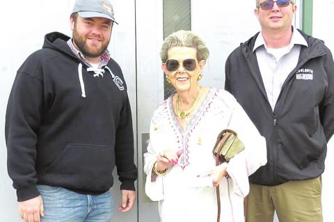 DONATION TO COALGATE FFA