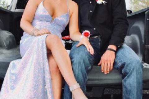 Coalgate Students Attend Junior/Senior Prom