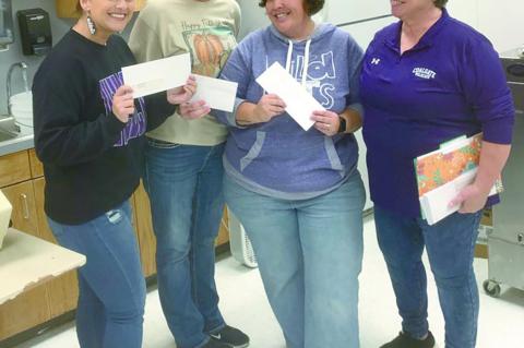 Coalgate School Staff Receives Christmas Stipends