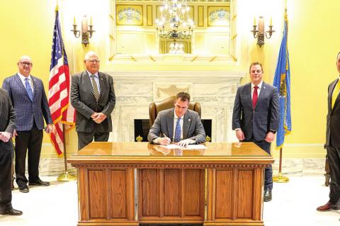 Governor Stitt signs Executive Order to protect Oklahoma energy from federal overreach