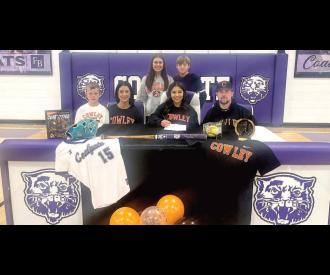 JOCEYNNE DELOZIER SIGNS WITH COLLEY COLLEGE IN KANSAS WITH A FULL ACADEMIC SOFTBALL SCHOLARSHIP.